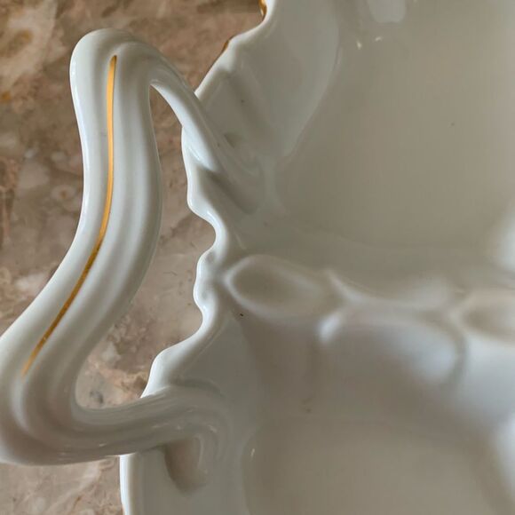 Haas & Czjzek porcelain w/gold trim chips & dip dish, lid,made in Czech Republic - Picture 4 of 8